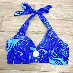 blue bikini top and bottom